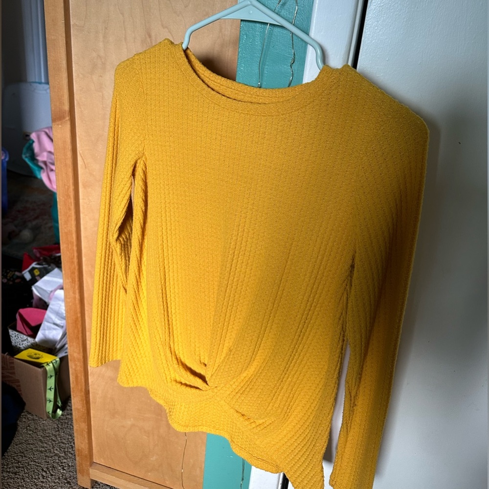 Cat & Jack yellow sweater size L (10-12)